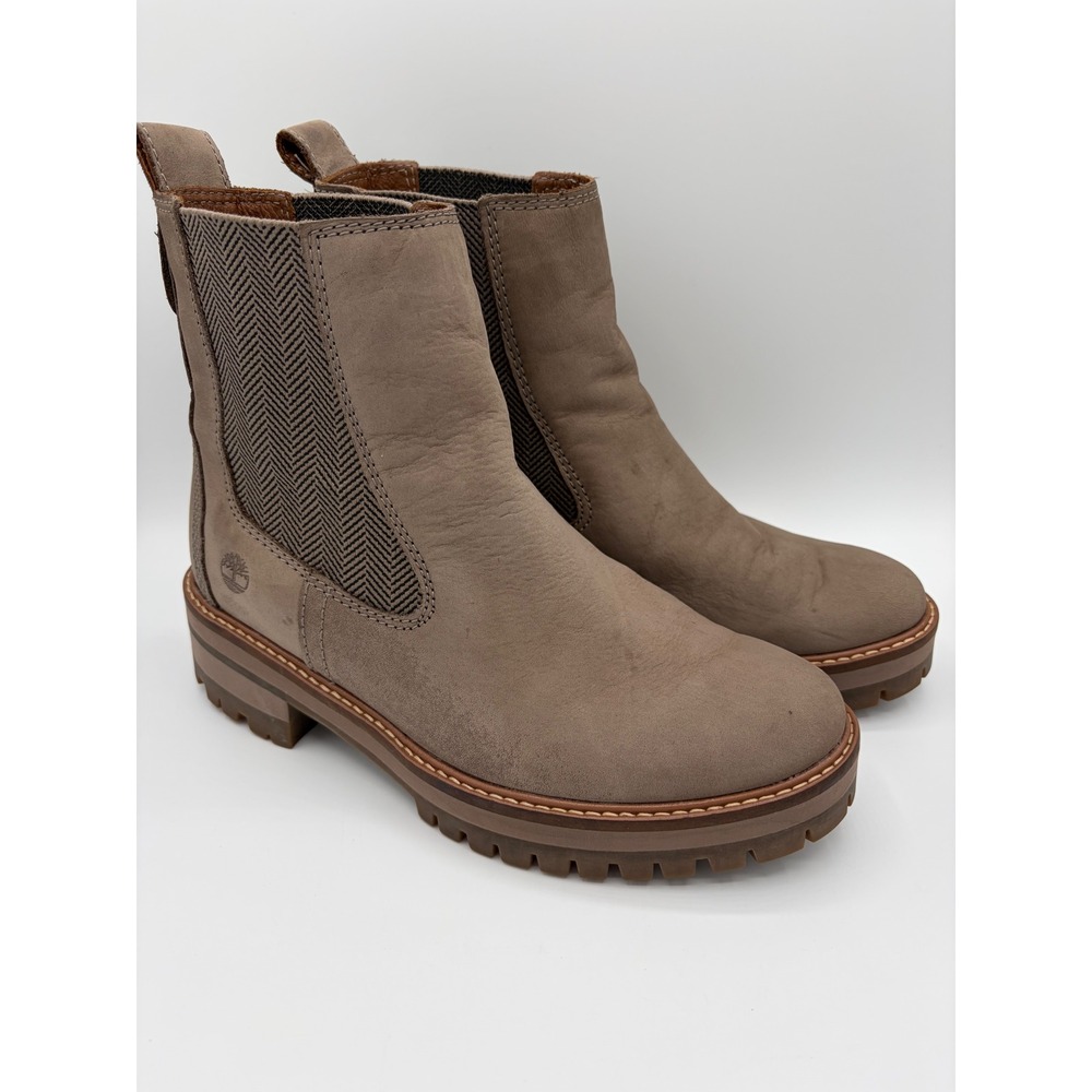 Timberland Courmayeur Valley Chelsea Boots Taupe Brown Nubuck A1RRK Womens 7.5